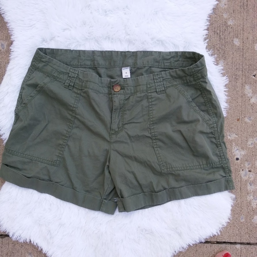 Old Navy Size 14 Women's Shorts